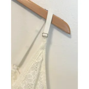 Aerie Lace Bodysuit Sz XXL Cream Floral V-Neck Crisscross Back NWT‎ thumbnail 7