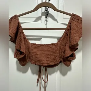 Anthropologie Daily Practice Crop Top Size Medium EUC thumbnail 3