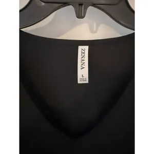 Zenana Black Top – Size Large thumbnail 2