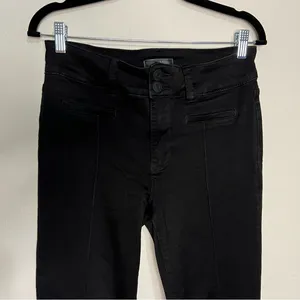 Kut From the Kloth Ana‎ High Rise Flare Pintuck Front Seam Black Denim Jeans thumbnail 3