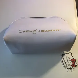 Sanrio Hello Kitty makeup bag new with tags. thumbnail 2