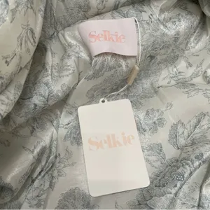 Selkie Marshmallow Puffer Cropped Puffy Coat thumbnail 9