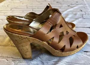 Sofft Brown Leather Cut Out Design Sandals Heels Cork Natural Size 11 Artsy Boho thumbnail 1