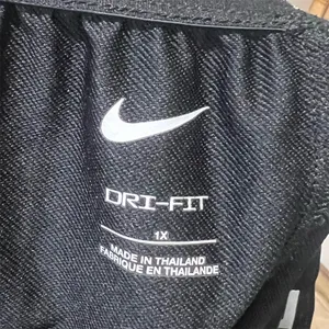 Nike Dri-FIT Shorts Womens M Black Athletic Running Drawstring Waist Logo thumbnail 6