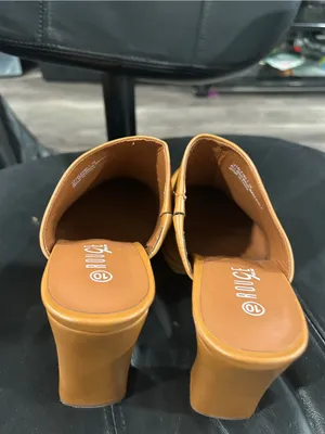 Rouge Women's Tan Leather Mule heel Slides thumbnail 4