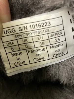 UGG Classic Short Boots women size 8 thumbnail 8