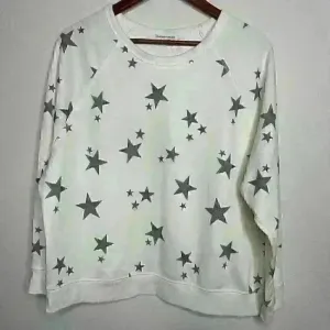 Grayson Threads off white and gray‎ star crewneck sweatshirt Sz L thumbnail 3