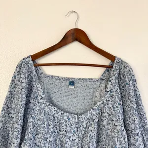 Old Navy Womens Shirt Blouse Blue Floral Puff Sleeve Smocked Back Size XXL thumbnail 3