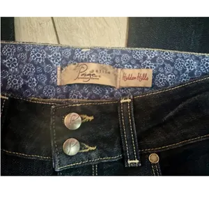 Paige Dark Wash Jeans size 27 thumbnail 3