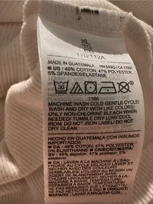 Old Navy White Ribbed V-Neck Long Sleeve Top XL Minimalist Clean Girl Casual thumbnail 4