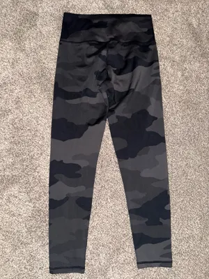 OFFLINE by Aerie Camo High-Rise 7/8 Legging thumbnail 2