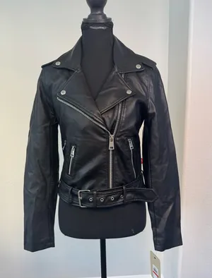Levi’s Black Faux Leather Moto Biker Jacket NWT XS thumbnail 1