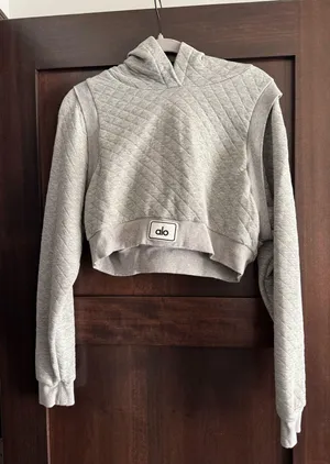 Alo Yoga Quilted Cropped Hoodie Arena Athletic Heather Grey S thumbnail 1