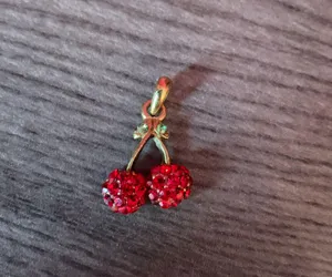 Cherry necklace Charm Gold thumbnail 1
