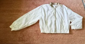 Athleta White Lightweight Cropped Bomber Jacket Full Zip Women’s M thumbnail 2