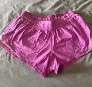 Lululemon Shorts Hotty Hot thumbnail 1