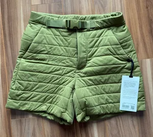 NWT Lululemon Dynamic Movement Short 5" - size 6 thumbnail 1