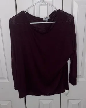Old Navy Burgundy long sleeve sweater thumbnail 1