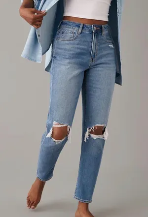 American Eagle Mom Jeans thumbnail 1