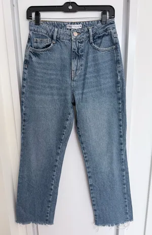 ZARA High Rise Straight Leg Cropped Jeans Light Wash Size US 4 / 26 thumbnail 1