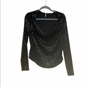 NWT FREE PEOPLE Perfect Date Top BLACK Small Velvet thumbnail 5