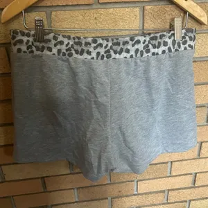 NWT Cosabella Grey Leopard Print Drawstring Pajama Lounge Shorts Size Large thumbnail 2