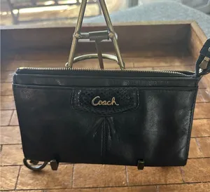 Coach Black Madison Leather Snakeskin Trim Wristlet Wallet Clutch Gold Logo Bag thumbnail 1