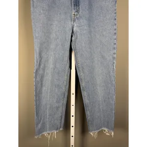 Vintage‎ 1990s Levi's 512 Slim Fit Tapered Jeans High Rise Raw Hem W28 thumbnail 4