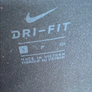 Nike Black Leggings with White Swoosh Woman’s‎ Size Small thumbnail 4