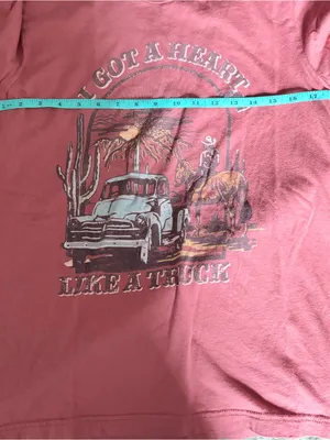 Heart Like A Truck Laney Wilson Country Western Tee Size Medium thumbnail 5