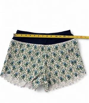 Tuckernuck Sport Scallop Marisa Tennis Shorts XS thumbnail 8