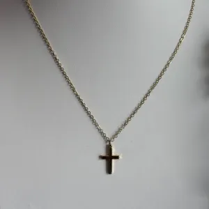 Delicate Gold Cross Pendant Necklace thumbnail 3