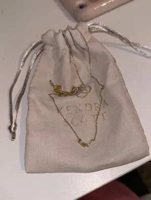 Gold Kendra Scott Necklace thumbnail 1