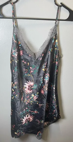 Victoria's Secret Women's Adjustable Strap Floral Lace Mini Slip‎ Dress Size Med thumbnail 1