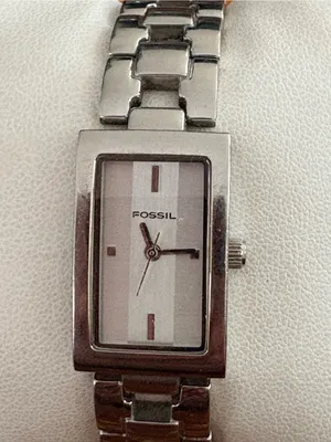 Fossil Silver Rectangular Stainless Steel Link Watch Needs Battery thumbnail 5
