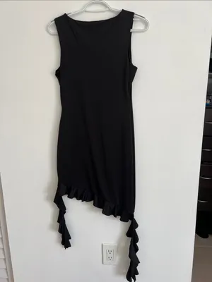 Sleeveless Black Asymmetrical Ruffle thumbnail 3