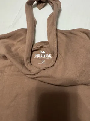 Hollister Women’s Crop top  thumbnail 2