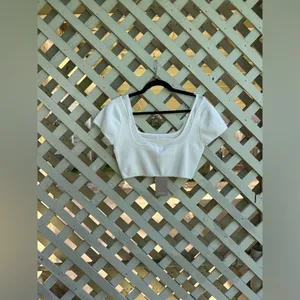 ❤️MESHKI Penelope Pointelle Knit Crop Top thumbnail 3