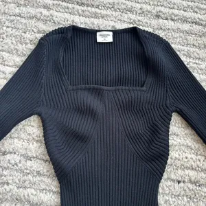 Abercrombie and Fits square neck long sleeve black bodysuit thumbnail 1