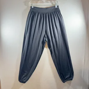 487‎ | NWT OFFLINE by Aerie The Hugger Relaxed Jogger Pants Womens Medium Black thumbnail 2