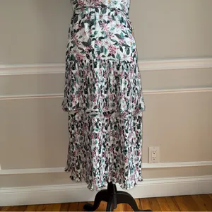 ELLIATT‎ Revolve Vedado Floral Pleated Tiered Midi Dress size Small thumbnail 8