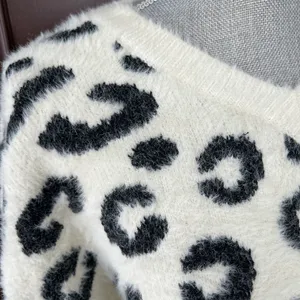 Racheal Leopard Print V thumbnail 3