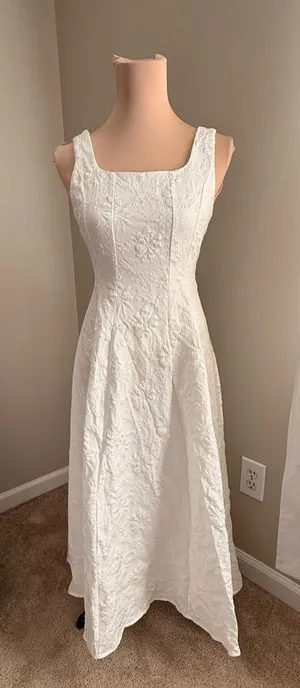 SHEIN White Sleeveless Square-Neck Textured Maxi Dress thumbnail 1