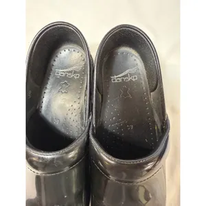 Dansko Professional Black Patent Leather Clogs Slip On Work Nurse 39 thumbnail 5