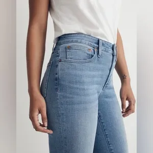 Madewell The Curvy Kick Out Flare Crop Mid Rise Jean Size 25 Oneida Wash Blue thumbnail 5