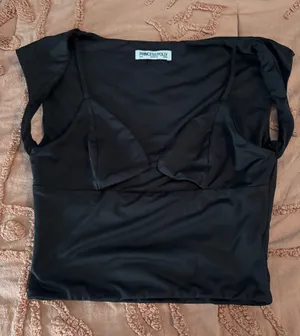 Princess Polly Black Top Crop thumbnail 1