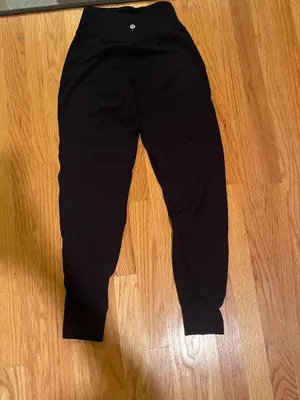 Lululemon Align Joggers thumbnail 2