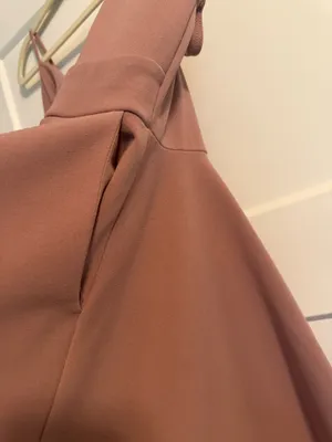 Pink dress with pockets thumbnail 4