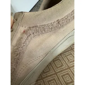 Vans Old Skool Platform Fuzzy Side Stripe Beige Tan Sneakers Women Size 6.5 thumbnail 3