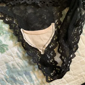 Victoria’s Secret Black Lace Teddy Cross Back Deep V S thumbnail 9